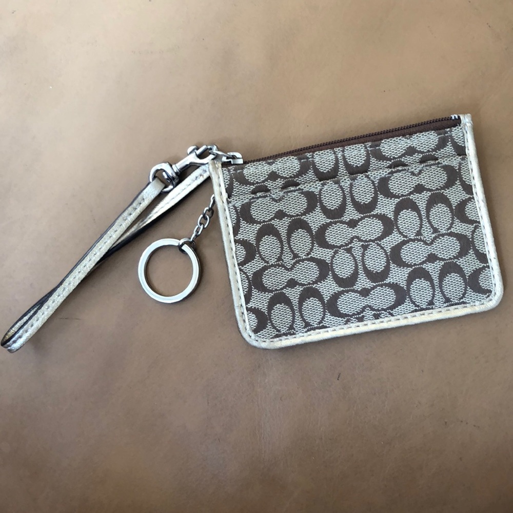 💰COACH CHANGE PURSE💰